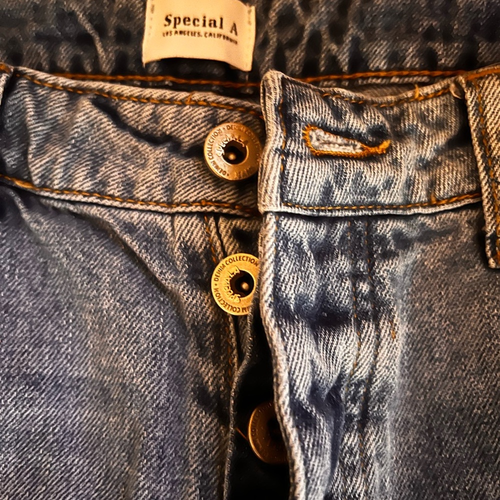 Special A buttonfly jeans size 5